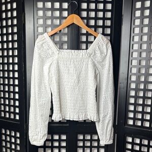 🤍 Nordstrom White Eyelet Smocked Cotton Blouse Women’s Small NWT Lightweight 🤍